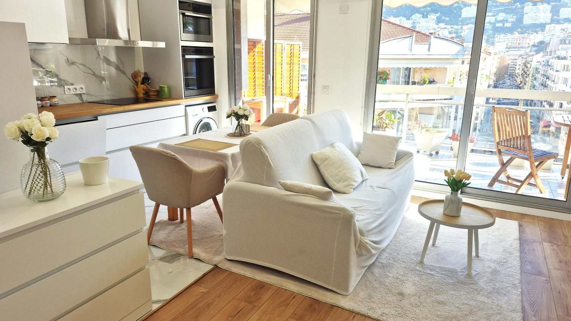 Superbe Luxueux Spacieux 50 M2 Port Appartement Nice