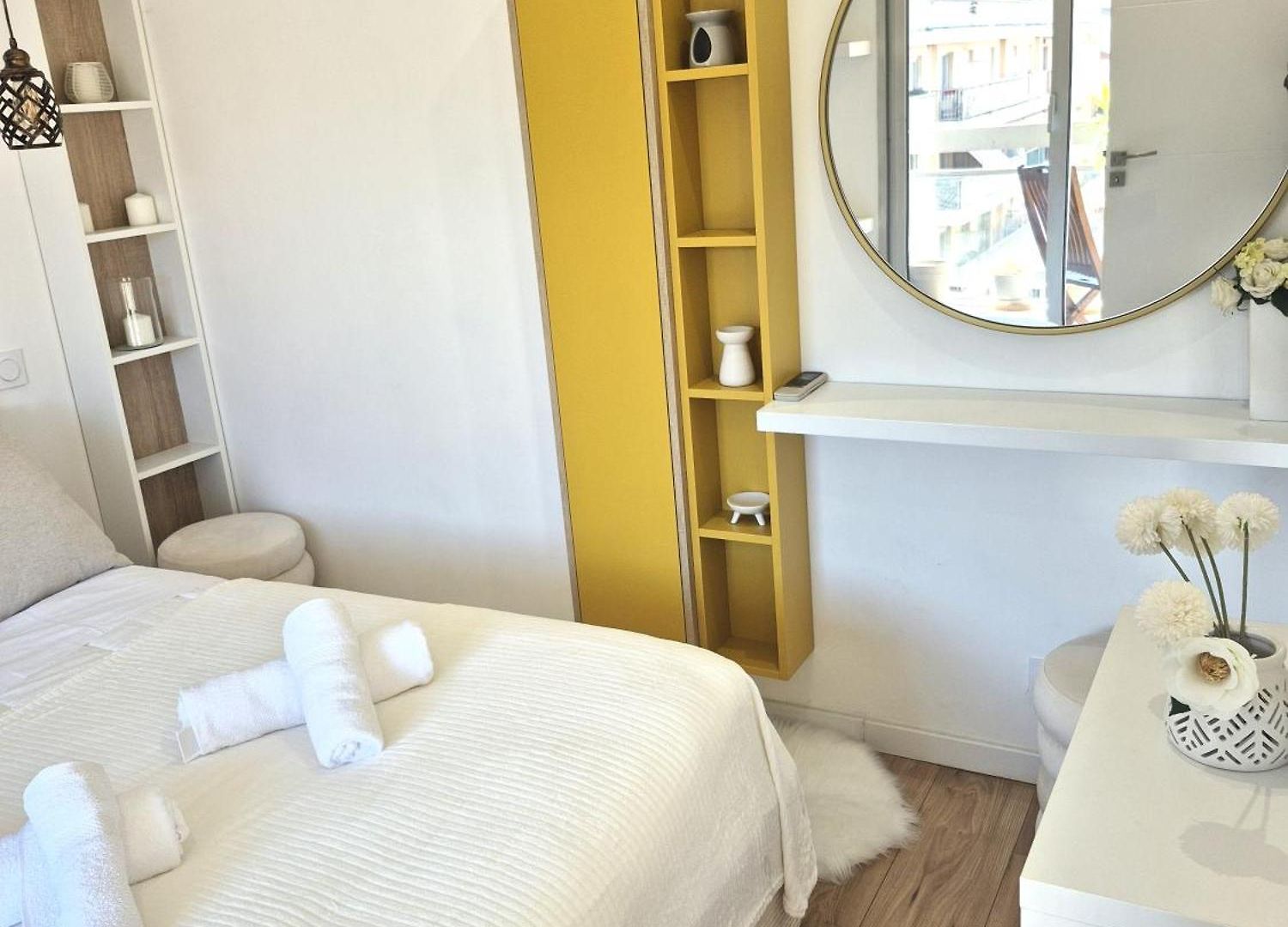 Superbe Luxueux Spacieux 50 M2 Port * Nice