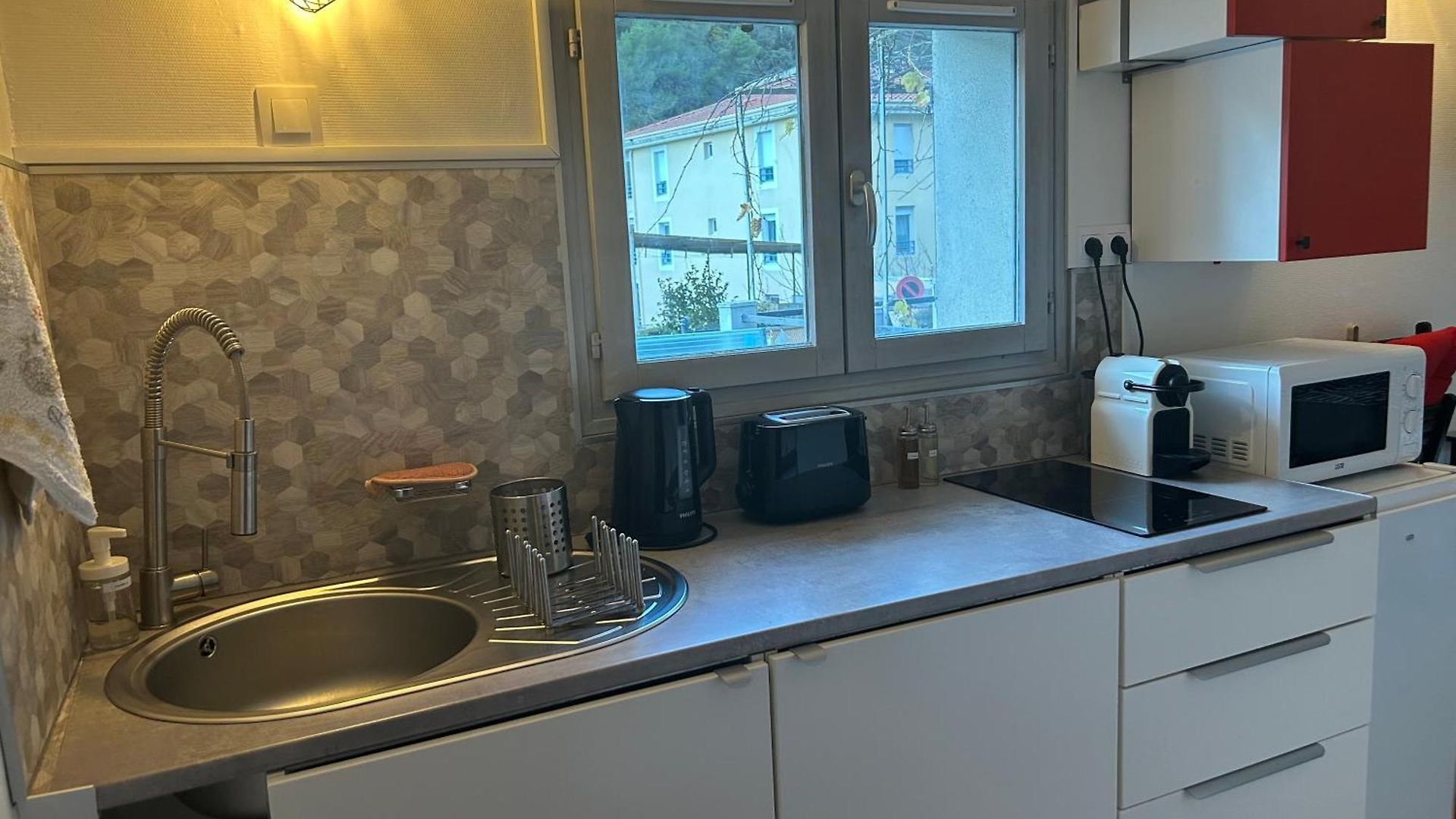 Appartement Climatisé Avec Terrasse Ombragée Dans Maison Au Calme Et Dans La Verdure