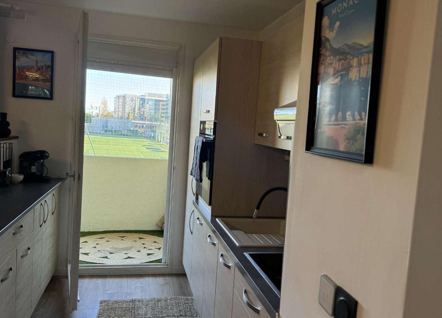 Appartement Olympie, Airport, Train And Tram Station Fully Equipped For 3 Peoples