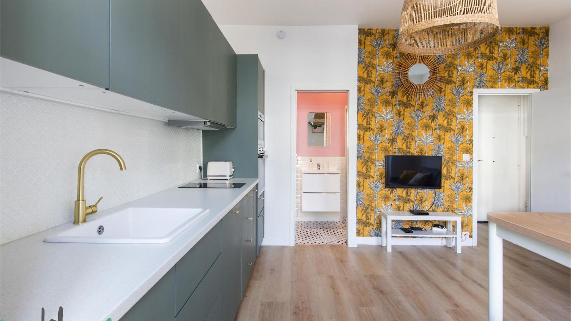 Contemporain Centre Et Plages * Nice