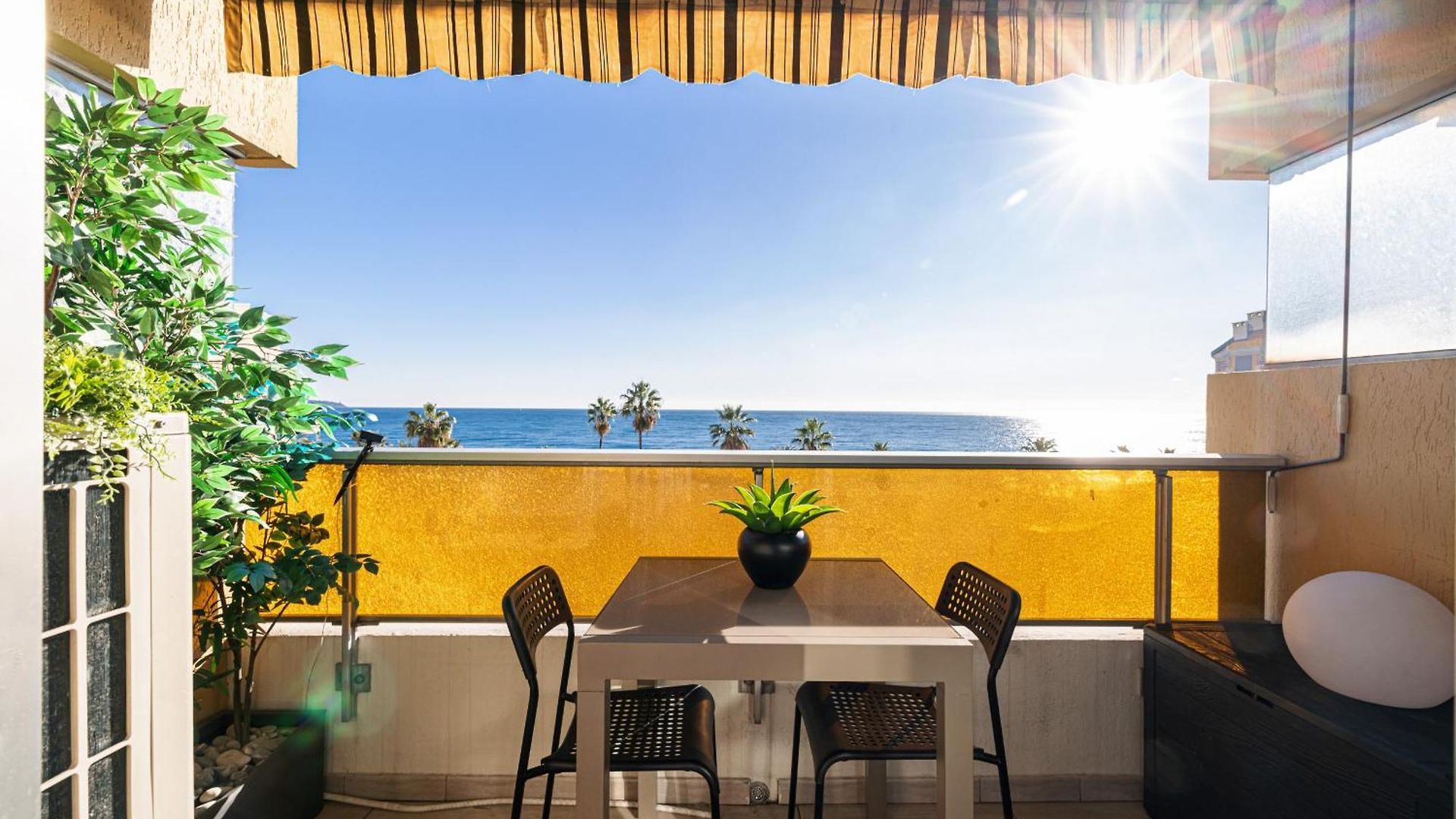 Sea View&promenade Des Appartement