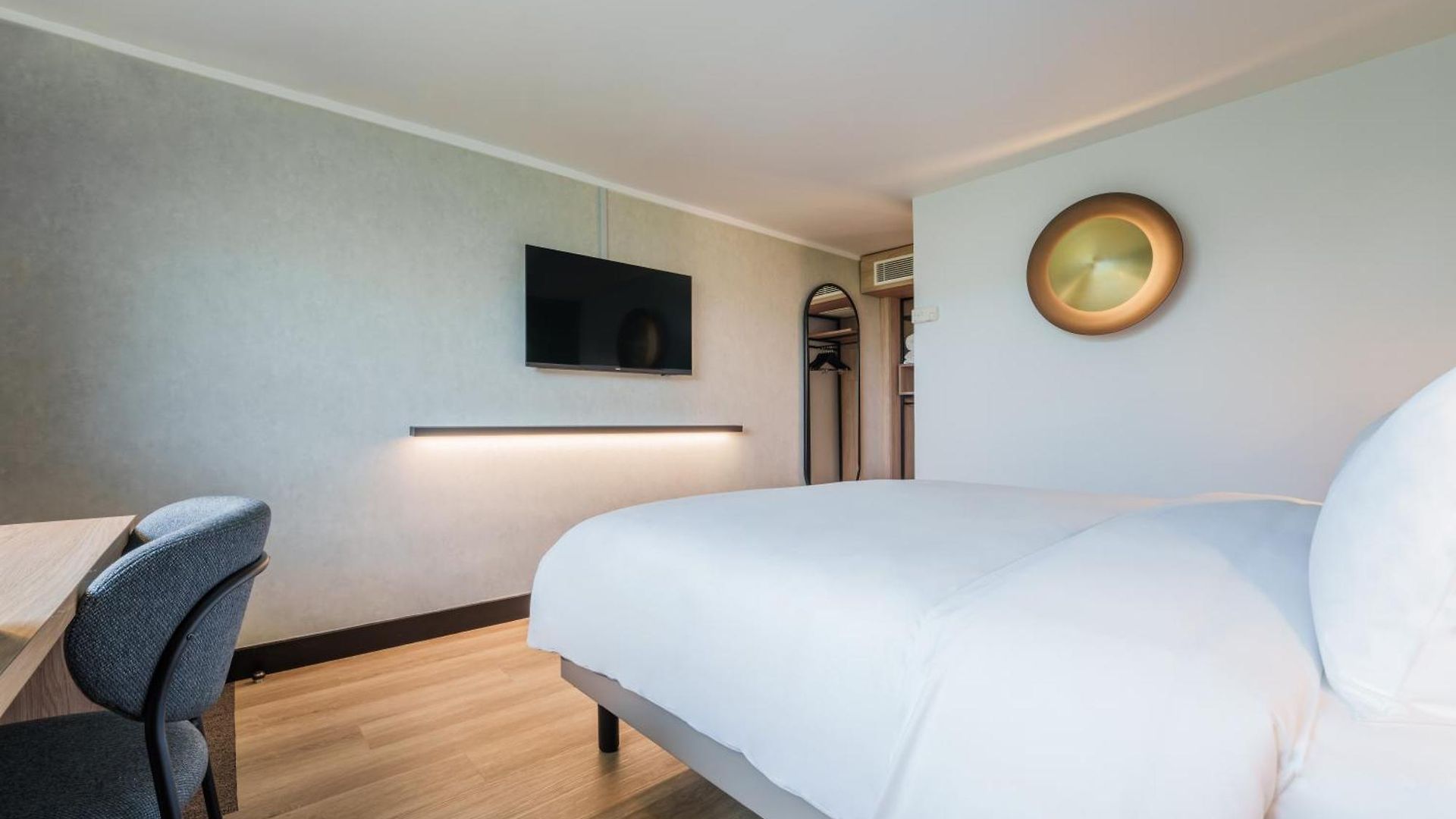 Campanile Prime - Airport 3* Nice
