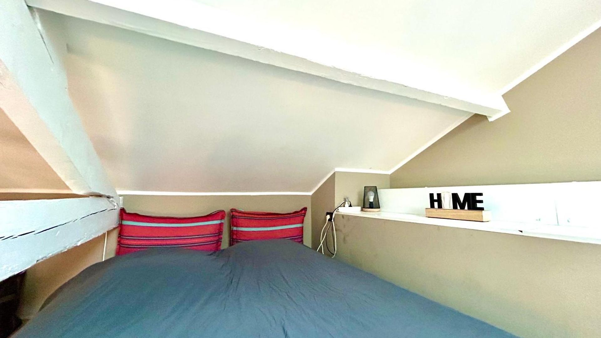 Appartement Lovely & Sunny Loft Heart Of With A/c! Nice