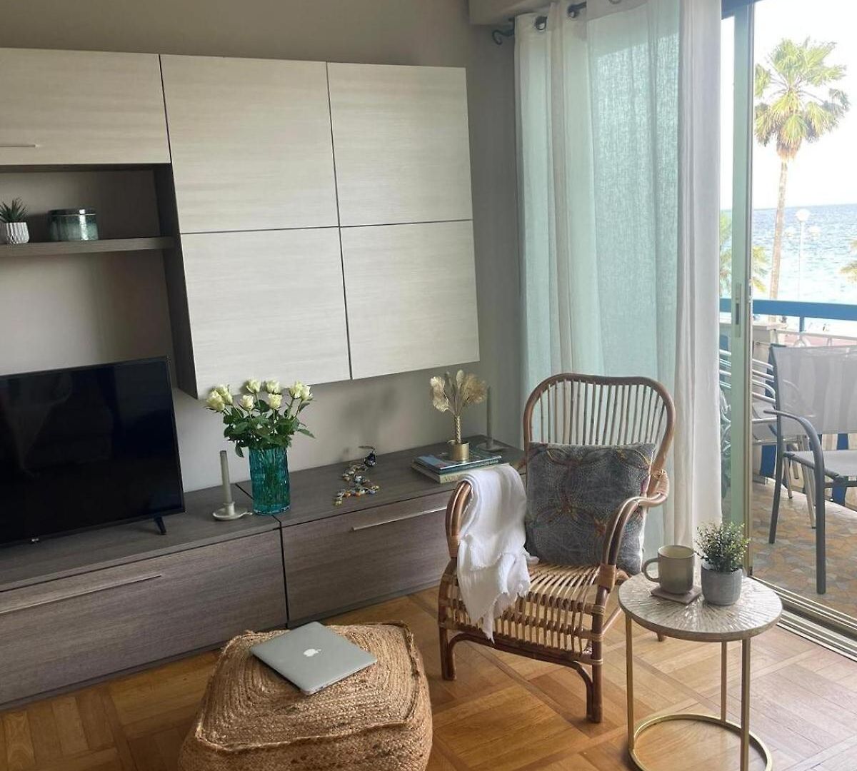 Appartement Promenade Des Your Seafront Flat *