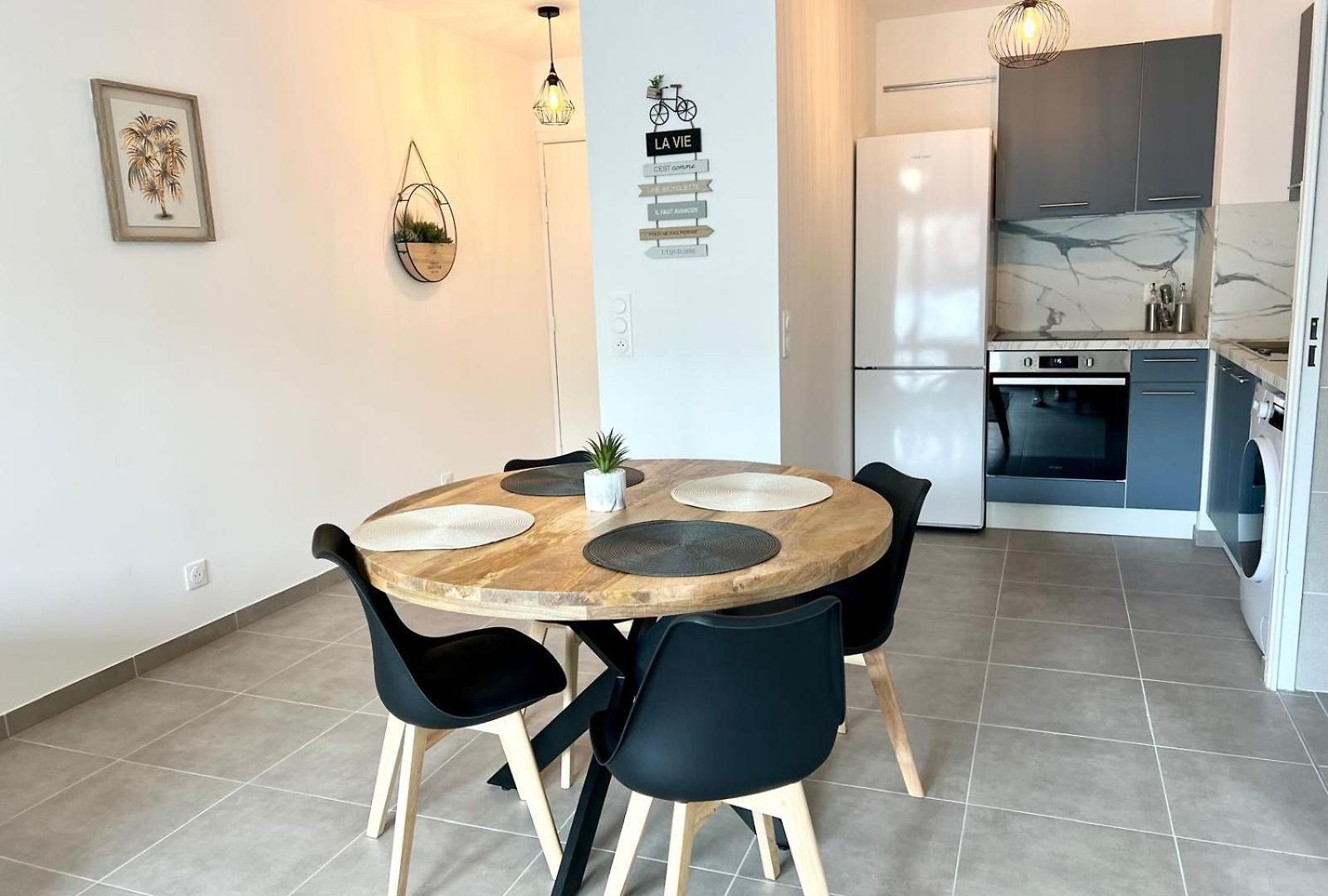 Brand New Flat With Terrace And Parc View *
