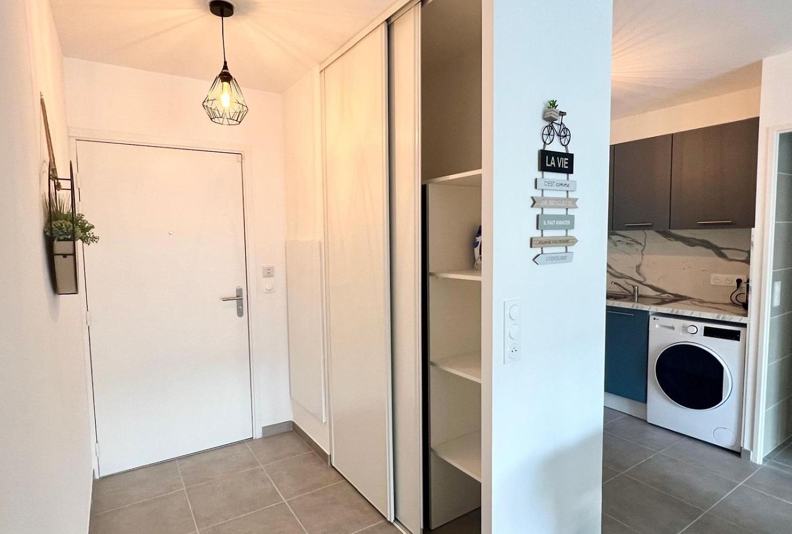 Brand New Flat With Terrace And Parc View Apartment