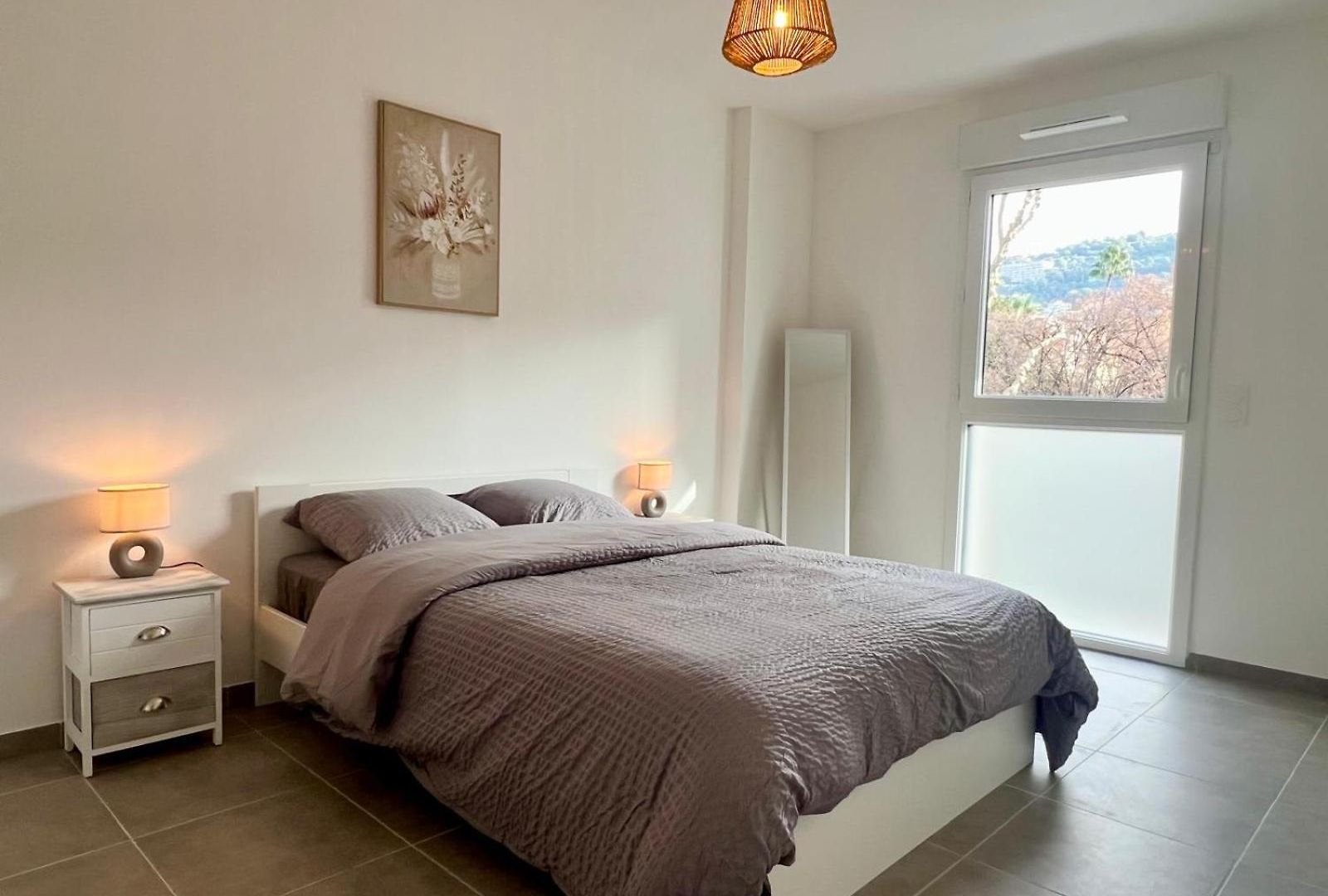 Brand New Flat With Terrace And Parc View Apartment *