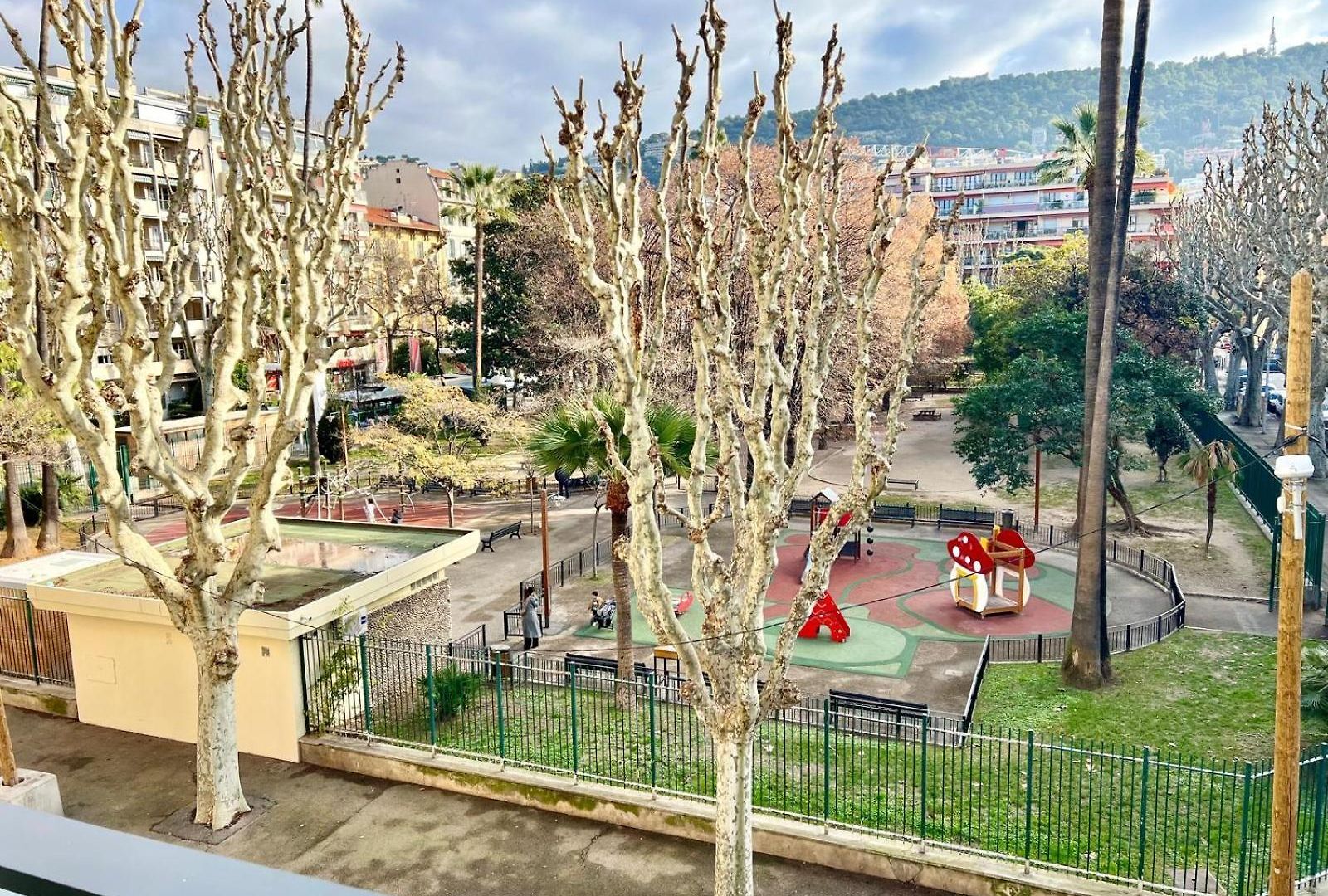 Brand New Flat With Terrace And Parc View Apartment