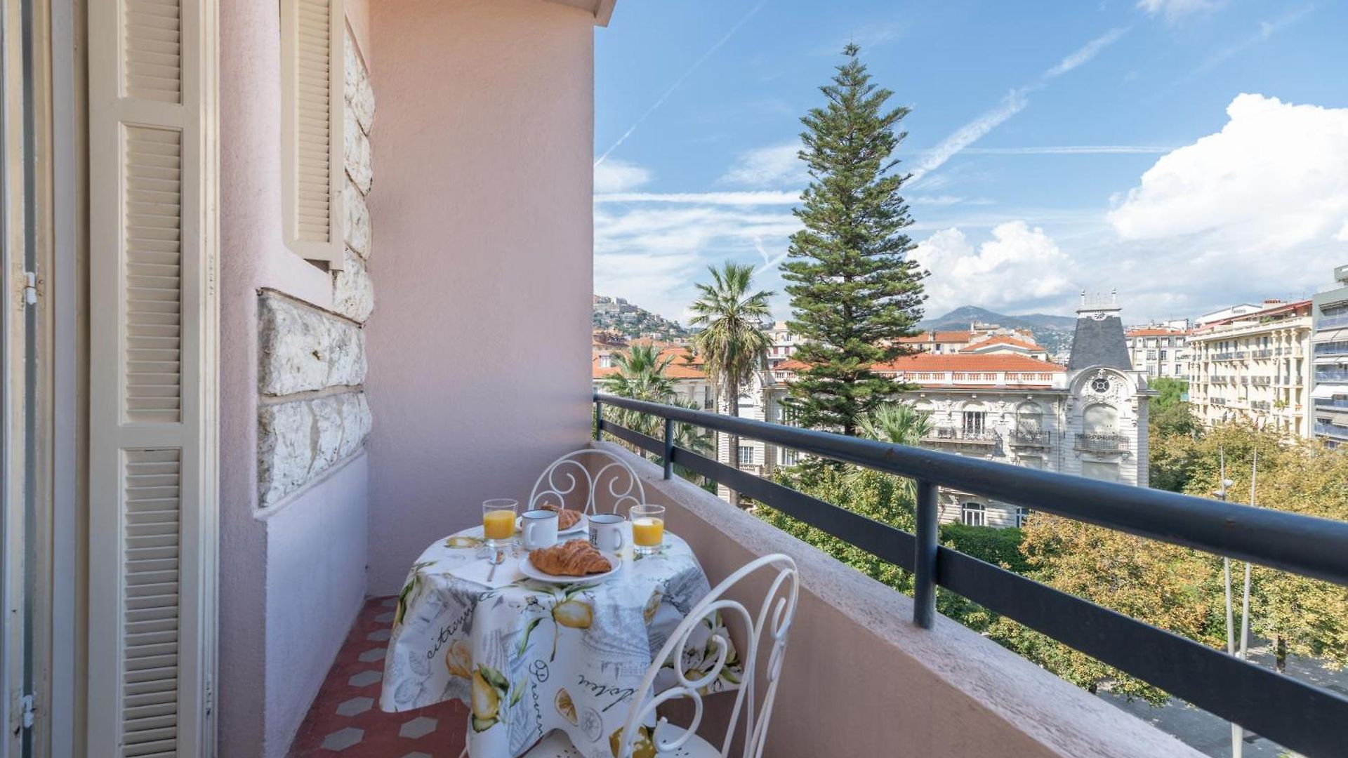 Hébergement de vacances Elegant With Balconies In The Heart Of Nice
