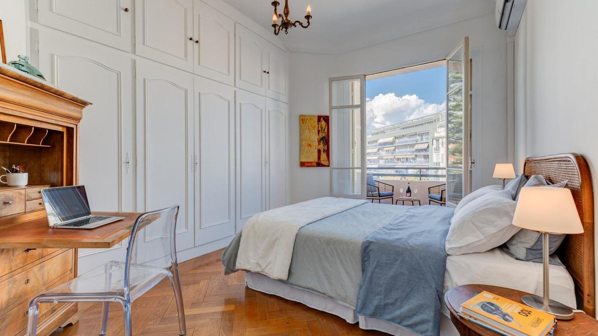 Elegant With Balconies In The Heart Of Hébergement de vacances