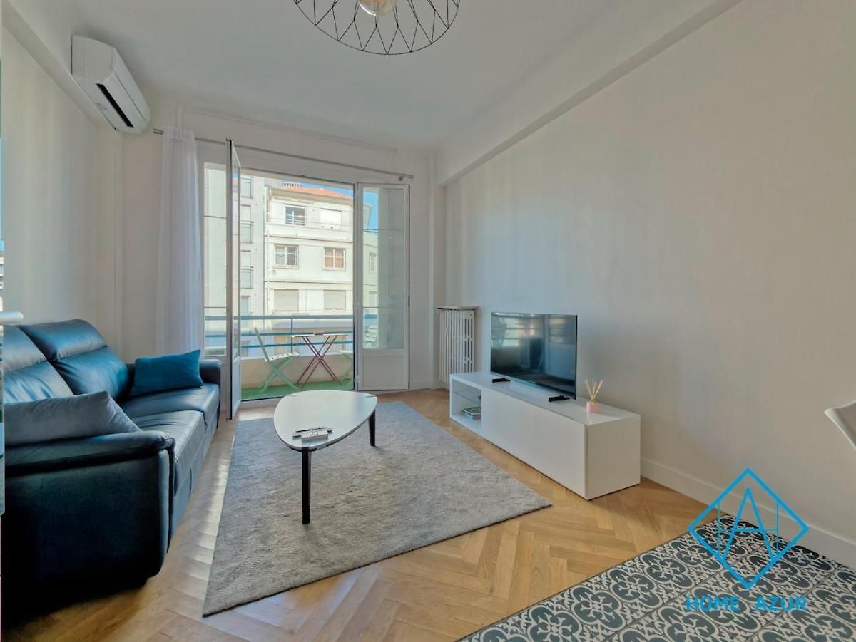 Apartment Golden Square