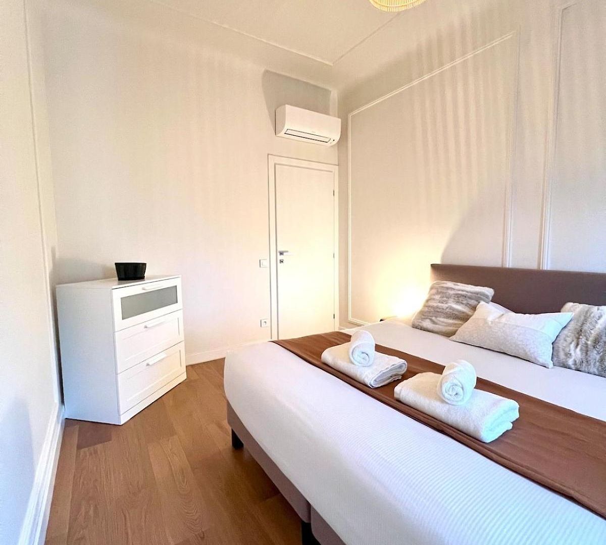 Au Port De Sublime 2 Pieces Renove A Neuf Climatise Apartment Nice