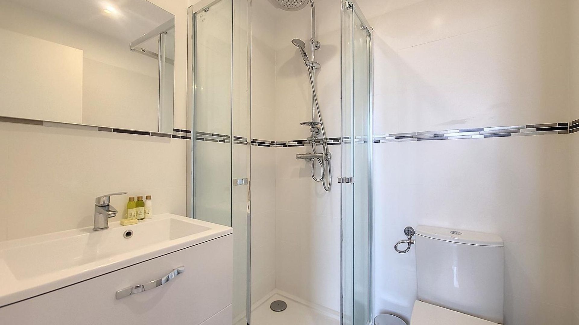 Appartement Nestor&jeeves - Vieux Duplex - - *