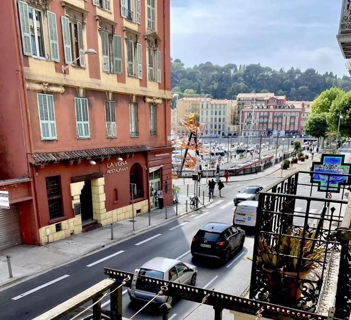 Port Of - Scooters Included Appartement *