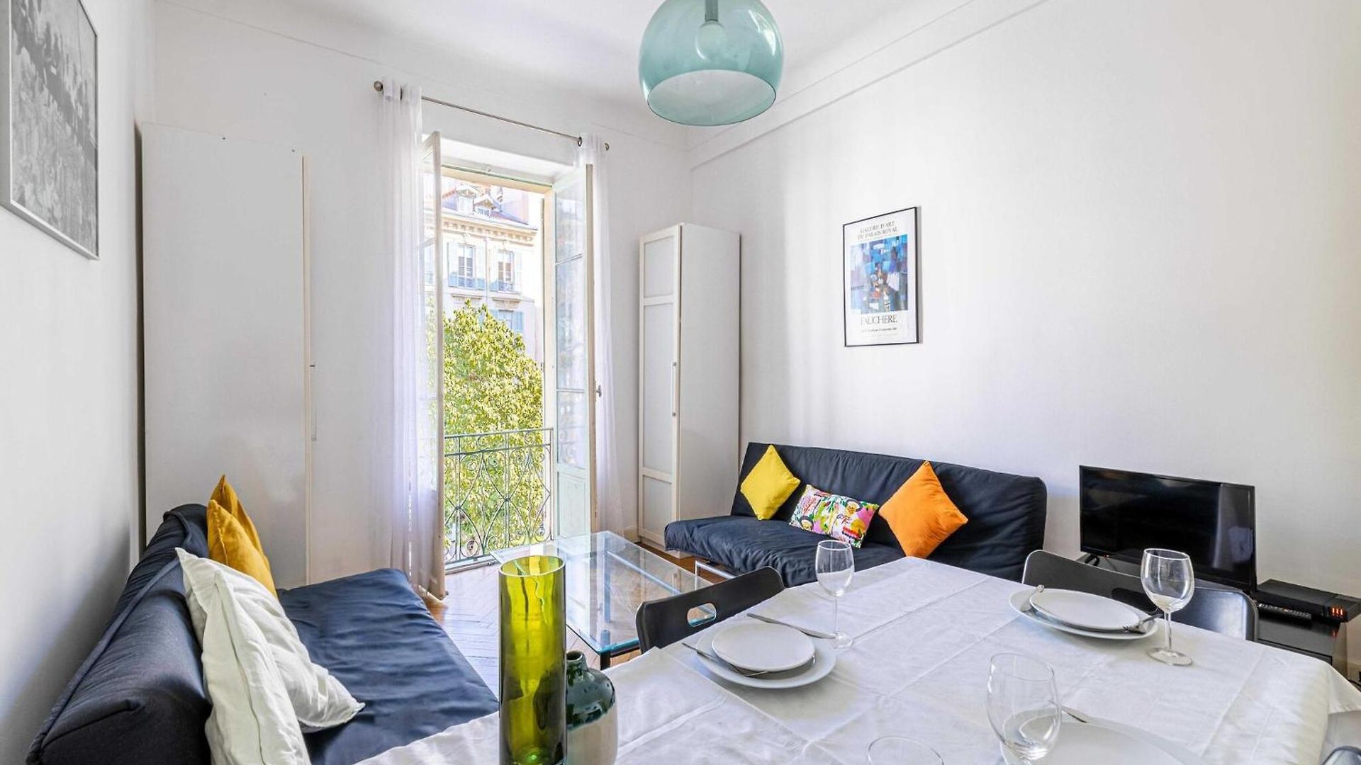 Superb 2 In The Heart Of * Nice