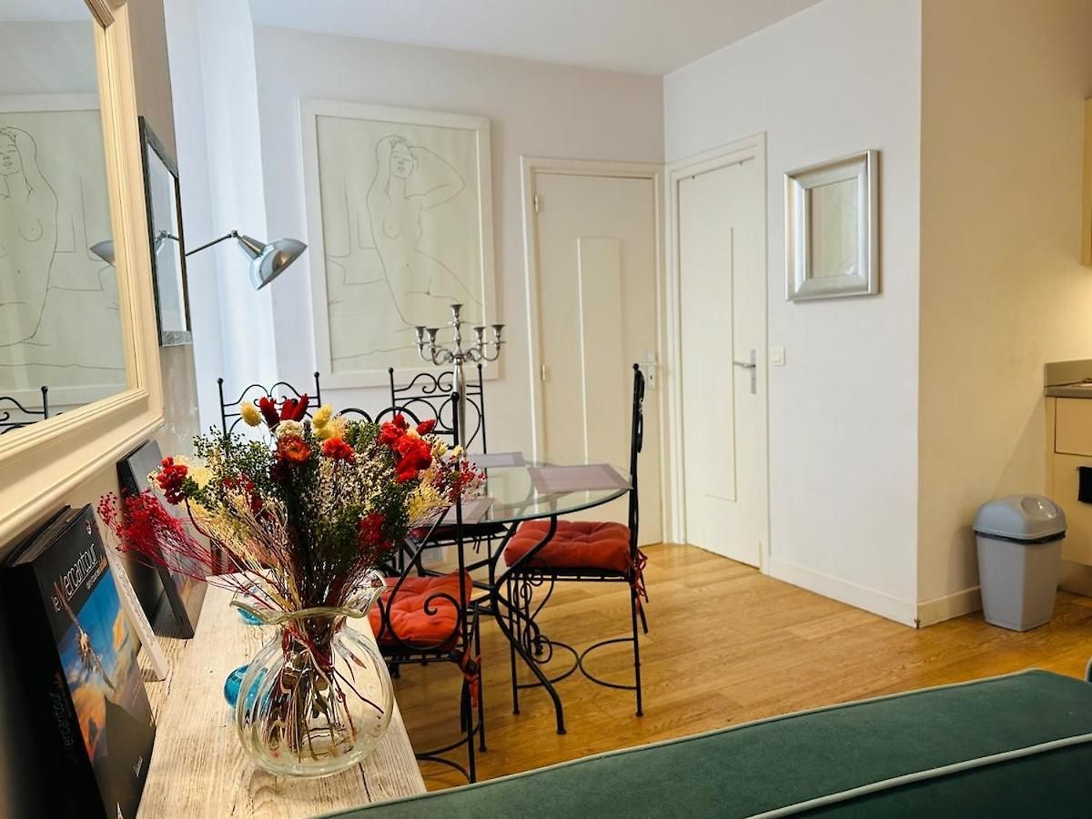 New ! Spacieux 2p Vieux-nice Calme Appartement