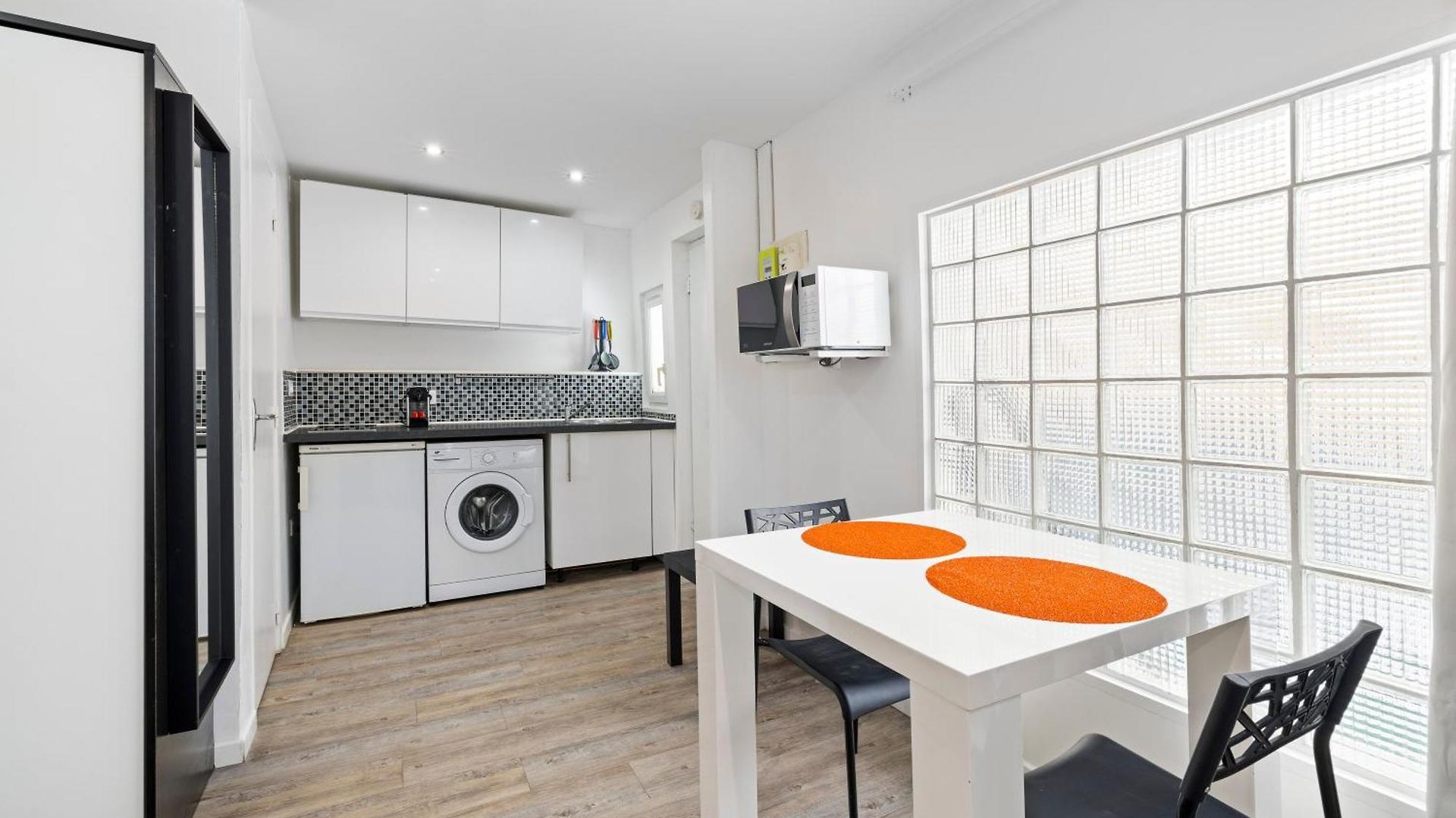 Apartment Renting - Penchienatti - Chic & Modern Urban Pearl Massena Old