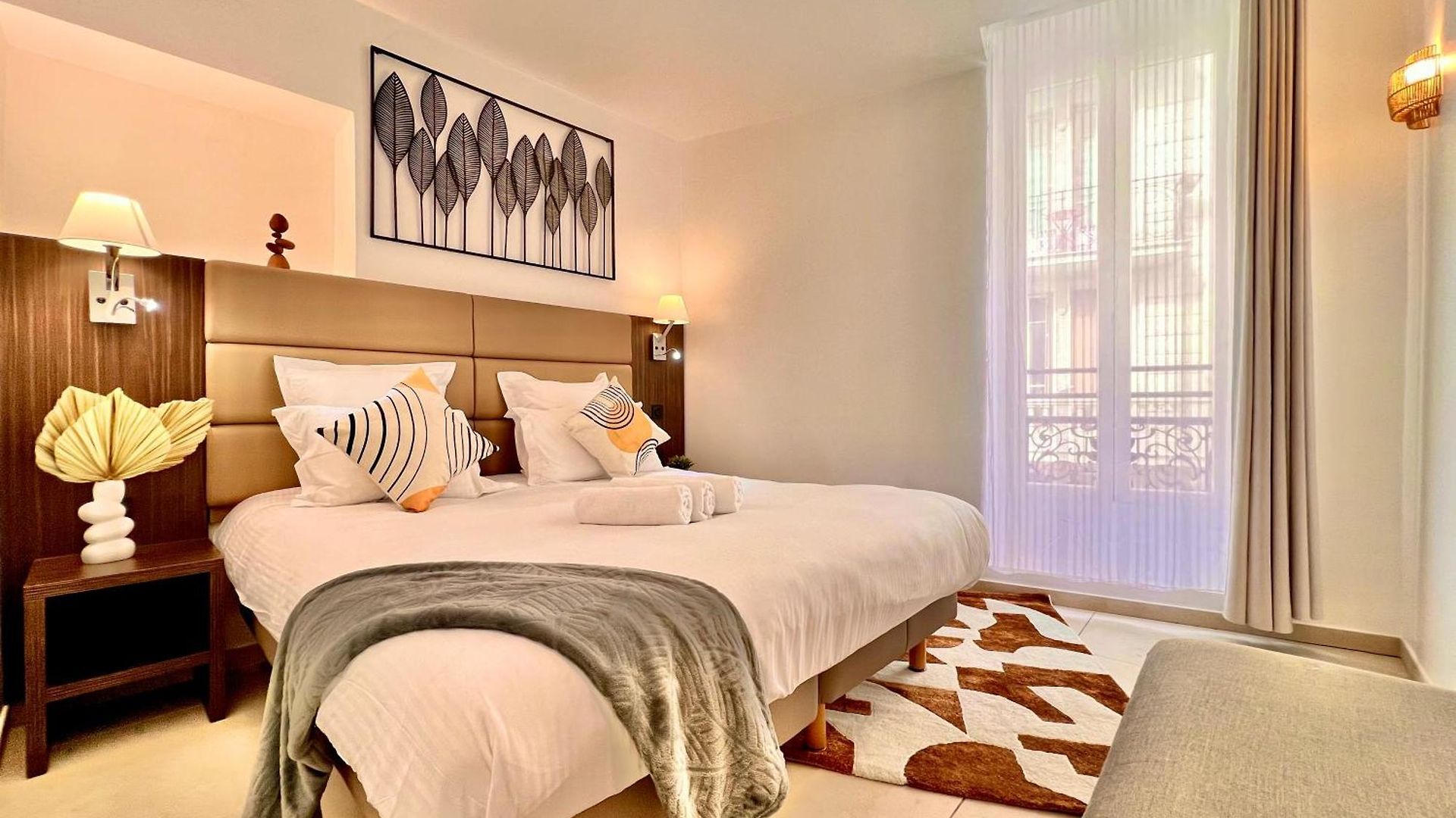 Liberation Center - Private Balcony - 24&7 Reception - Luggage Storage Appart hôtel Nice