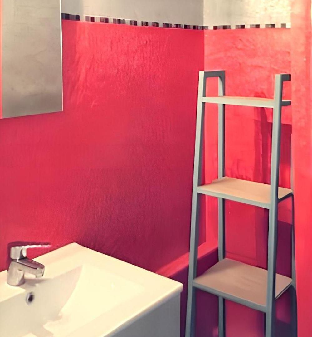 A / 50 M² / Vue Sur La *