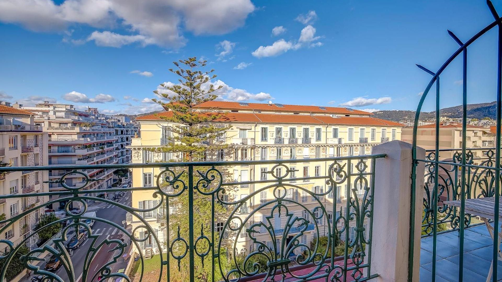 Appartement Maison Bianchi - Avenue Durante - Downtown Floor *