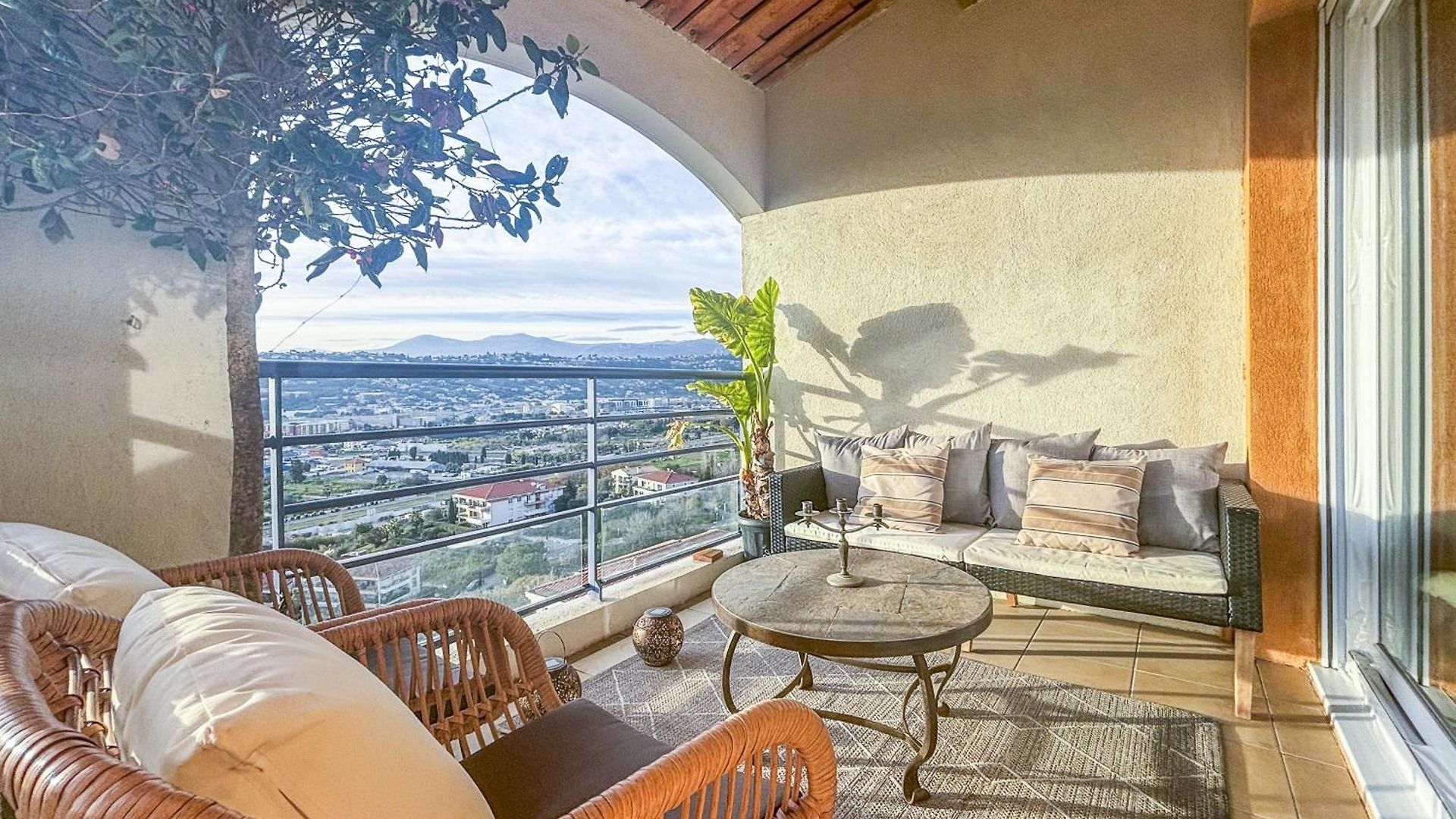 Appartement Evasion Vue - Wifi, Piscine, Parking, 4pers
