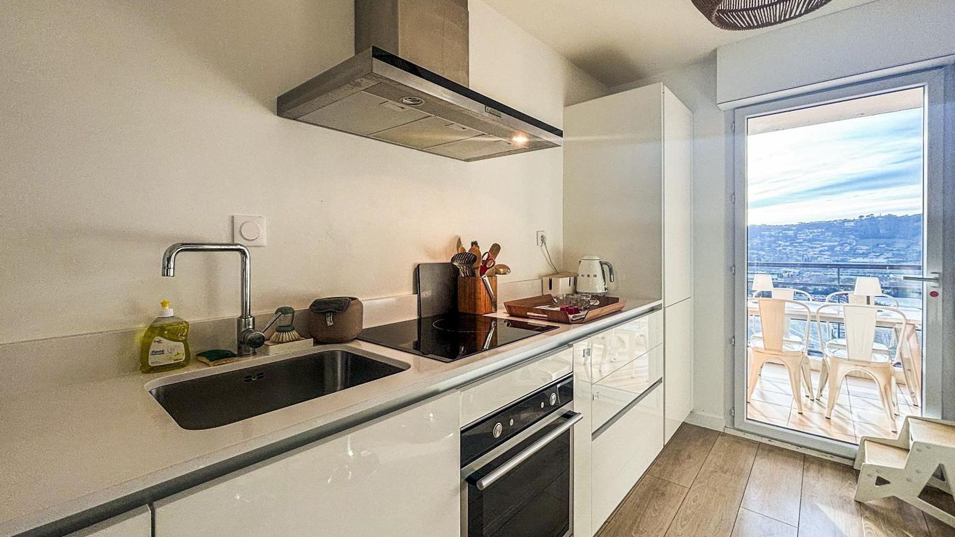 Appartement Evasion Vue - Wifi, Piscine, Parking, 4pers