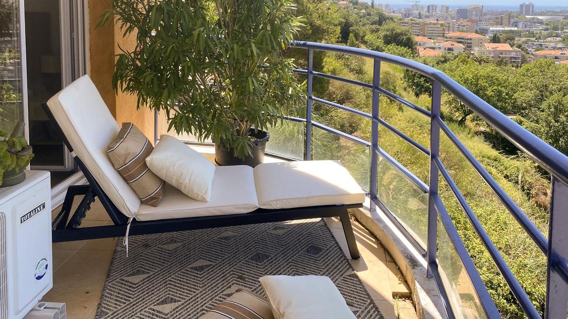 Evasion Vue - Wifi, Piscine, Parking, 4pers * Nice
