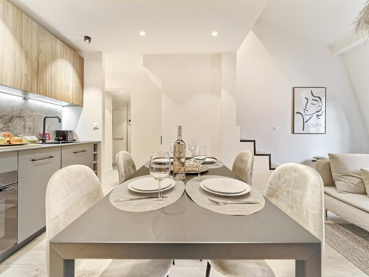 Appartement Hyper Centre - Charming Duplex - Luxury - Reversible Air Conditioning - 10 Mins From Place Massena