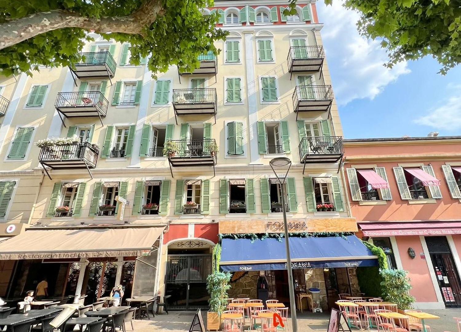 Place Grimaldi, Close To And Restaurants, With Balcony Appartement