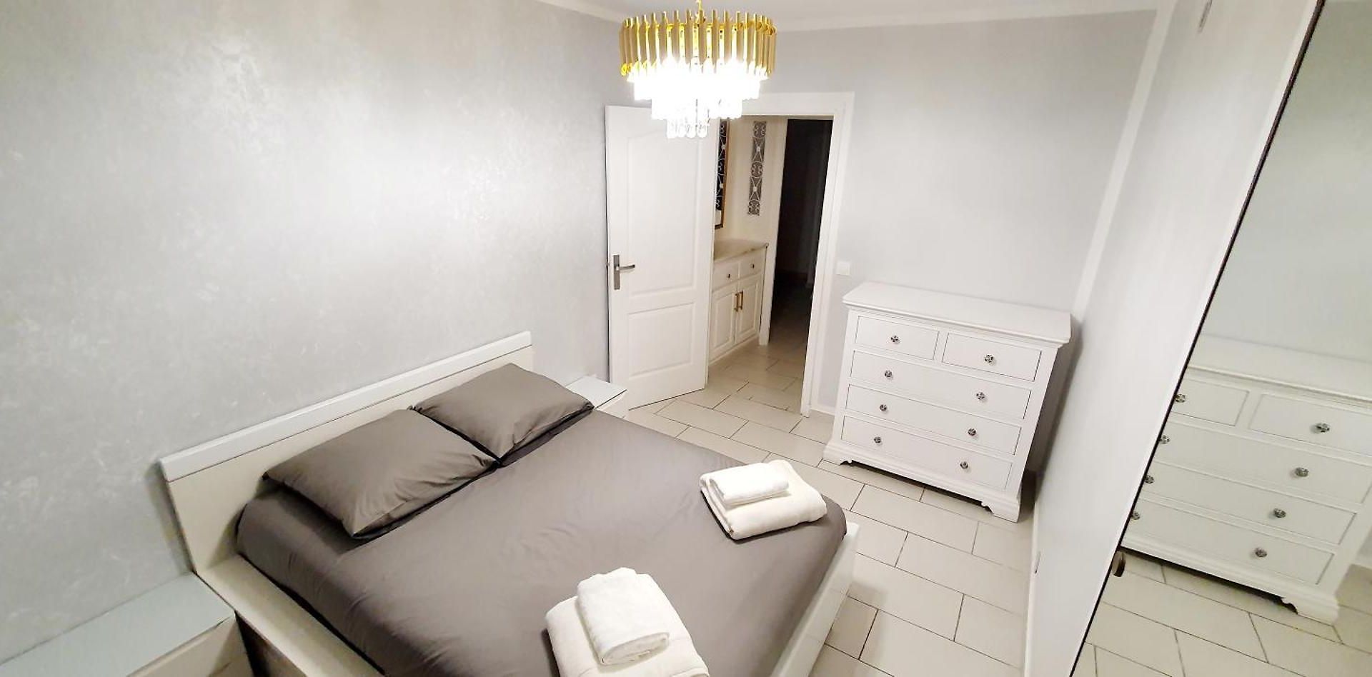 Appartement 3 Pièces Sur Centre Nice