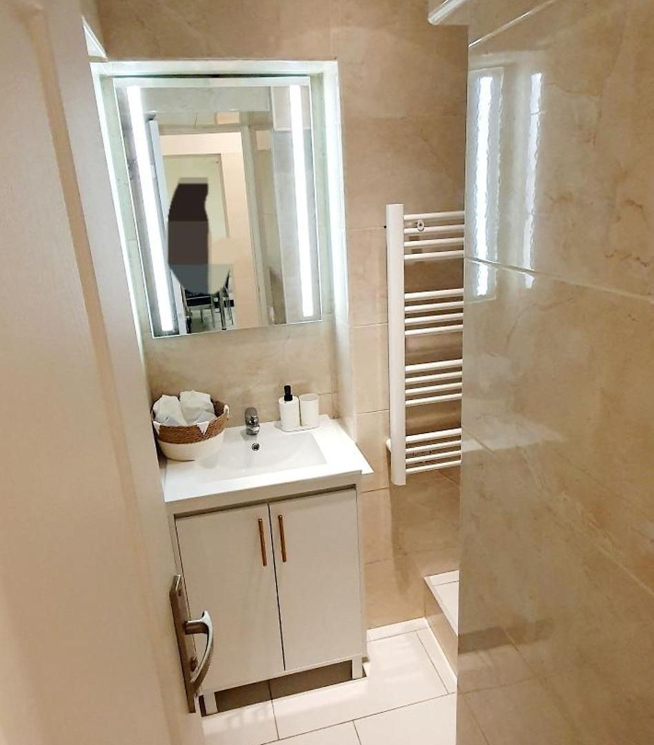3 Pièces Sur Centre Appartement *