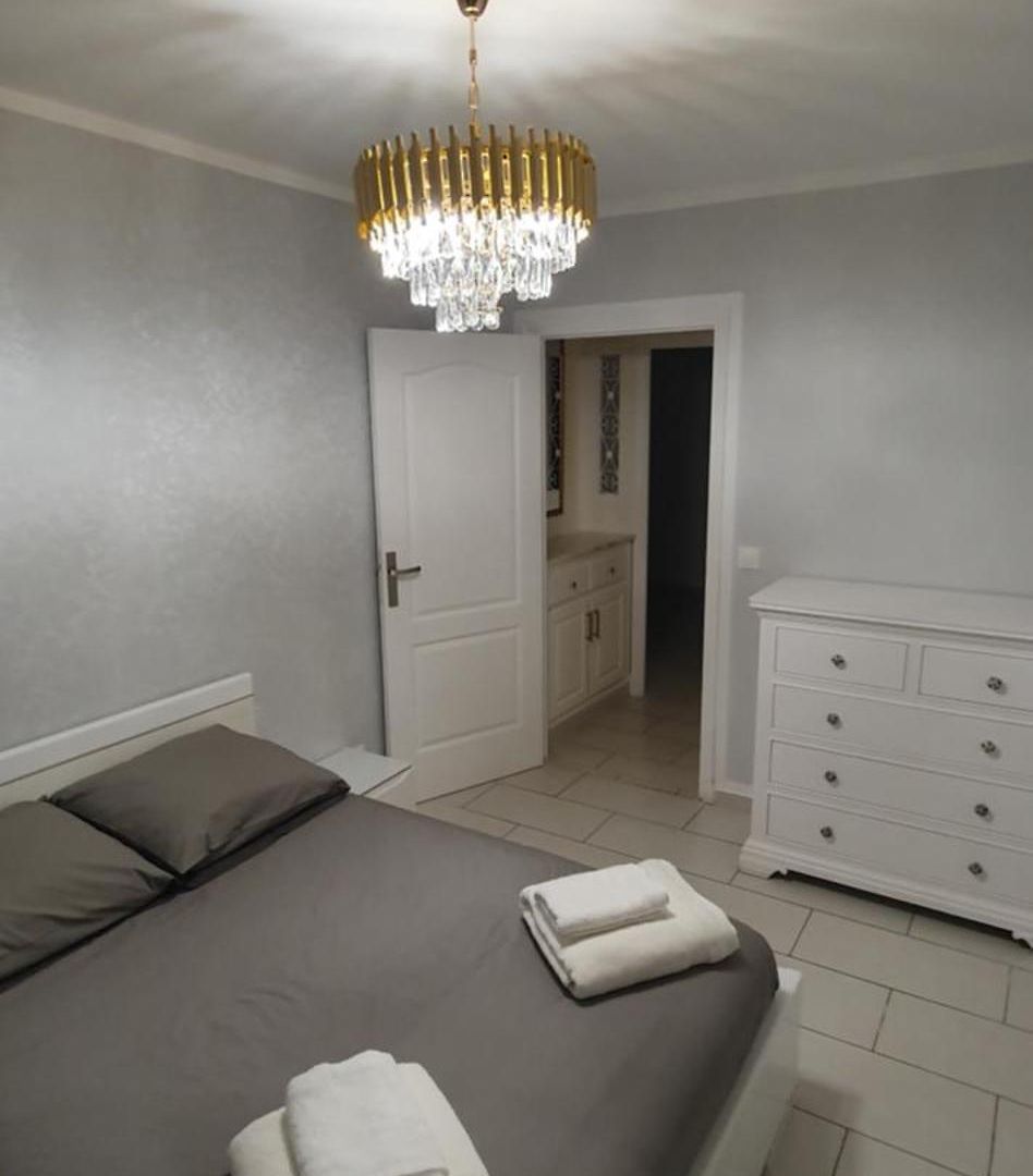 3 Pièces Sur Centre Appartement Nice