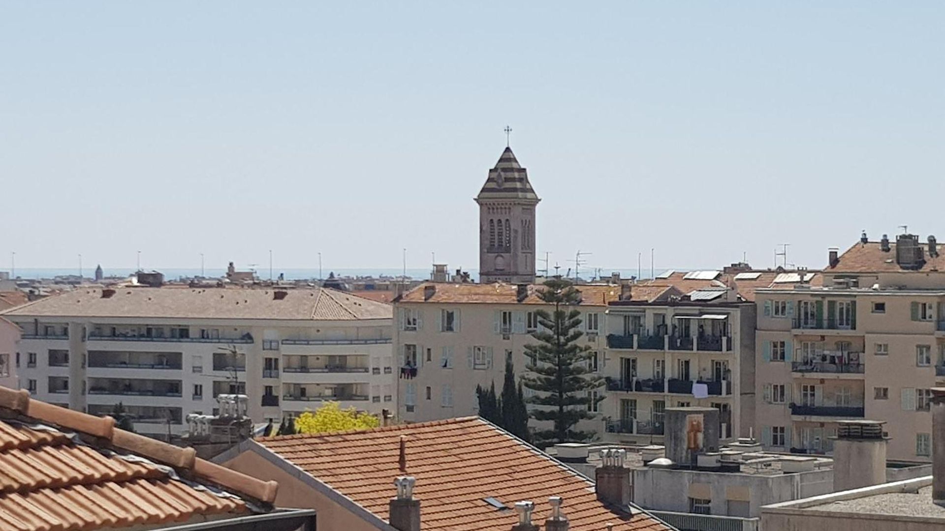 Centre De : Renove, Climatise Et Calme Appartement Nice