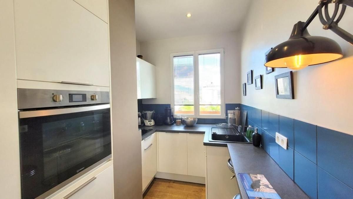 Cosy Penthouse Le Port 2 Br - 2 Bath * Nice