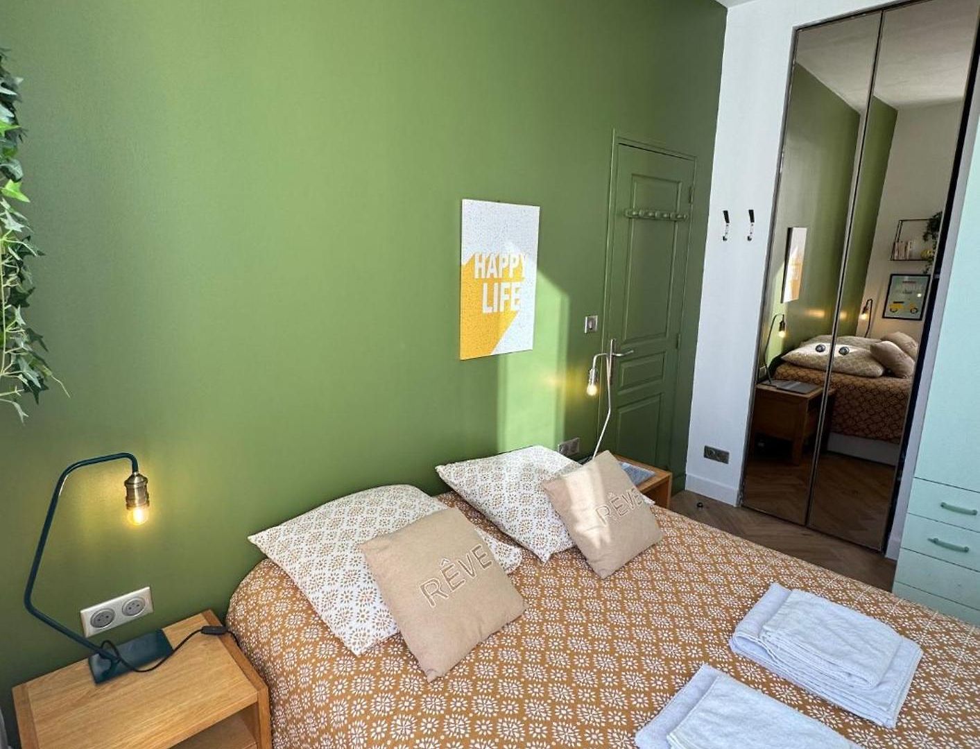 Cosy Cocoon Place Massena Nice