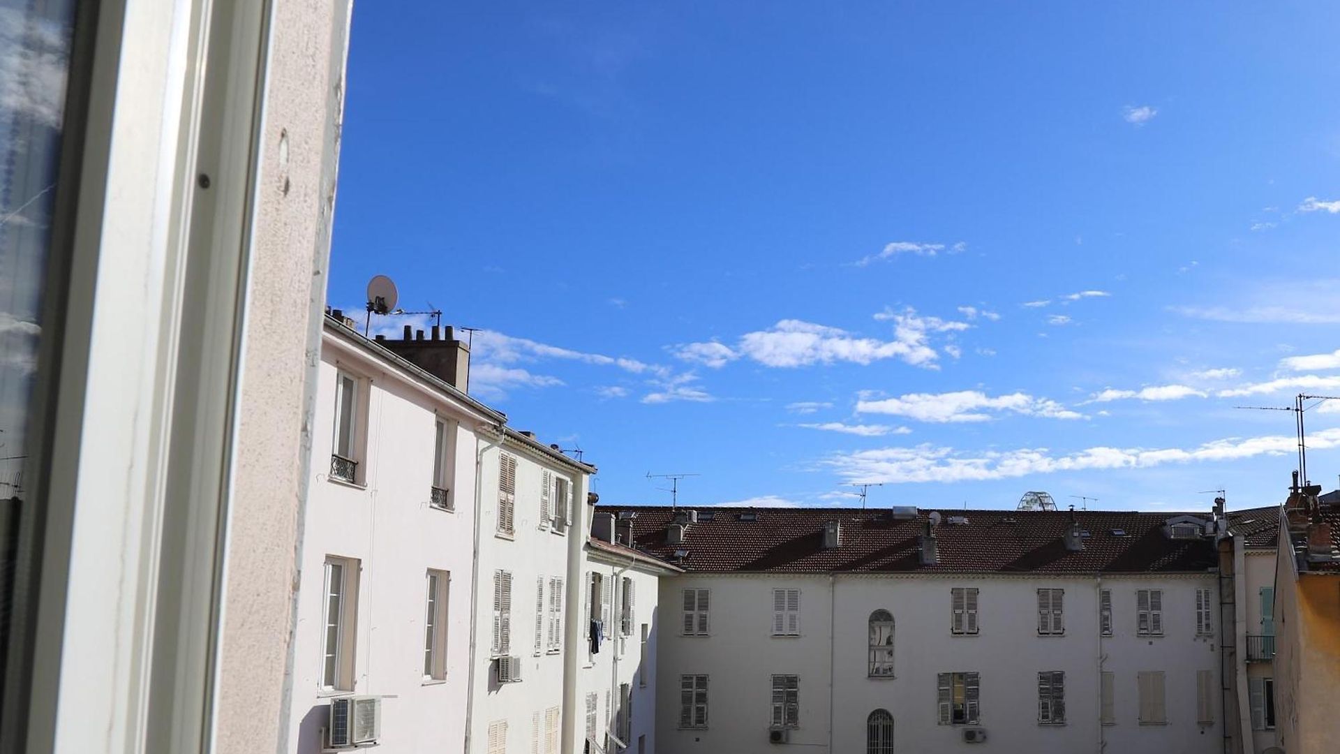 Cosy Cocoon Place Massena Appartement *