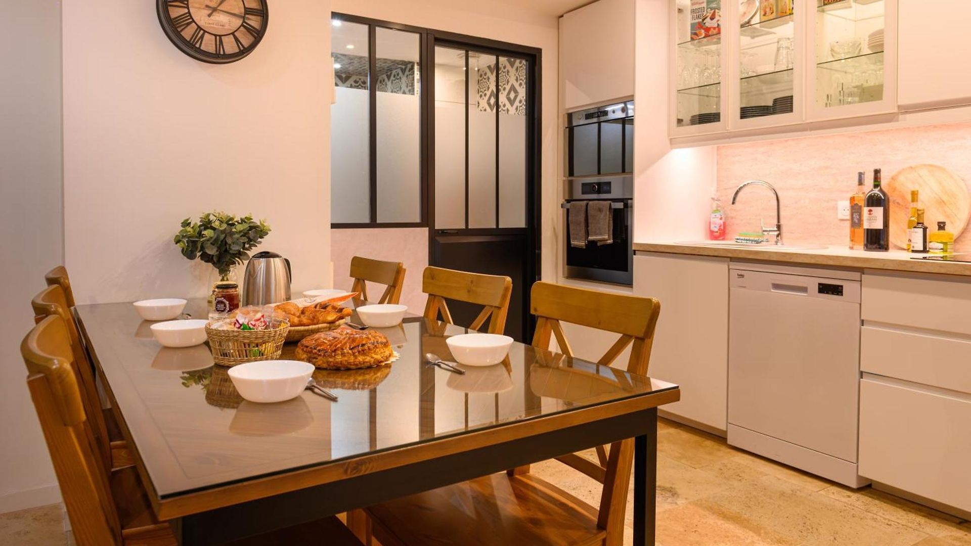 Magnifique Au Centre-ville De Appartement
