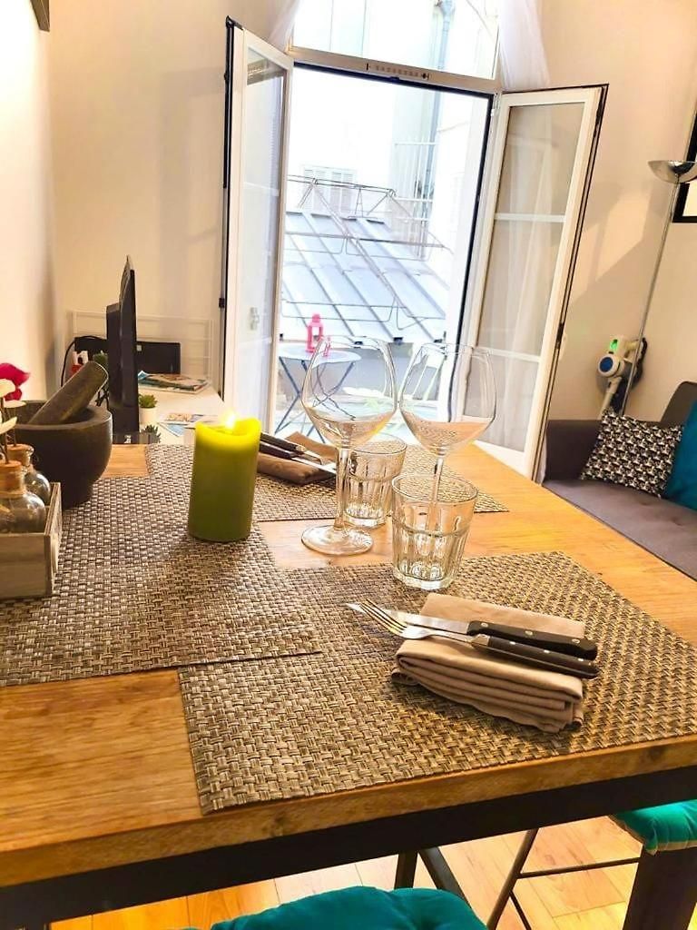 Appartement T1 Centre - Idéal Couple&amis - Confort - Wifi - Calme - Climatisation - Coin Terrasse Nice