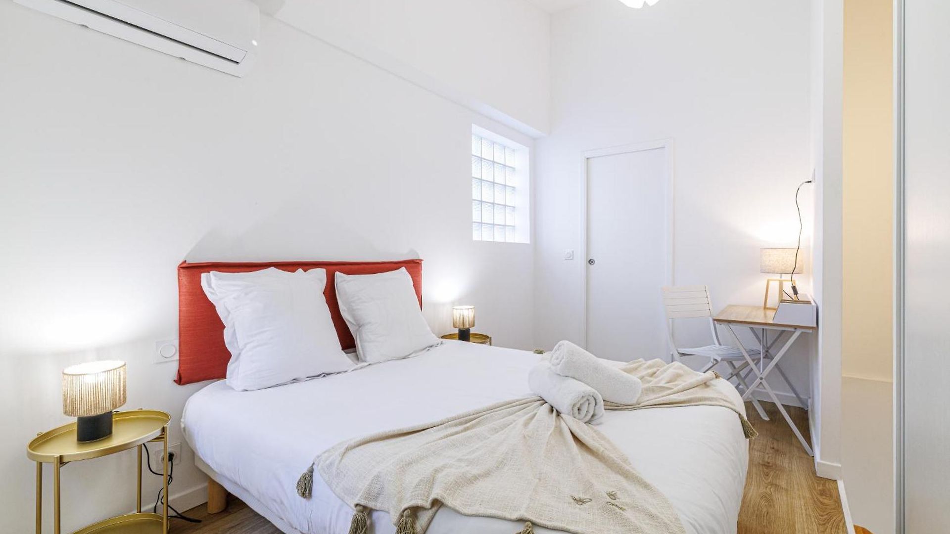 1 Bdr Duplex Downtown - Ac Appartement