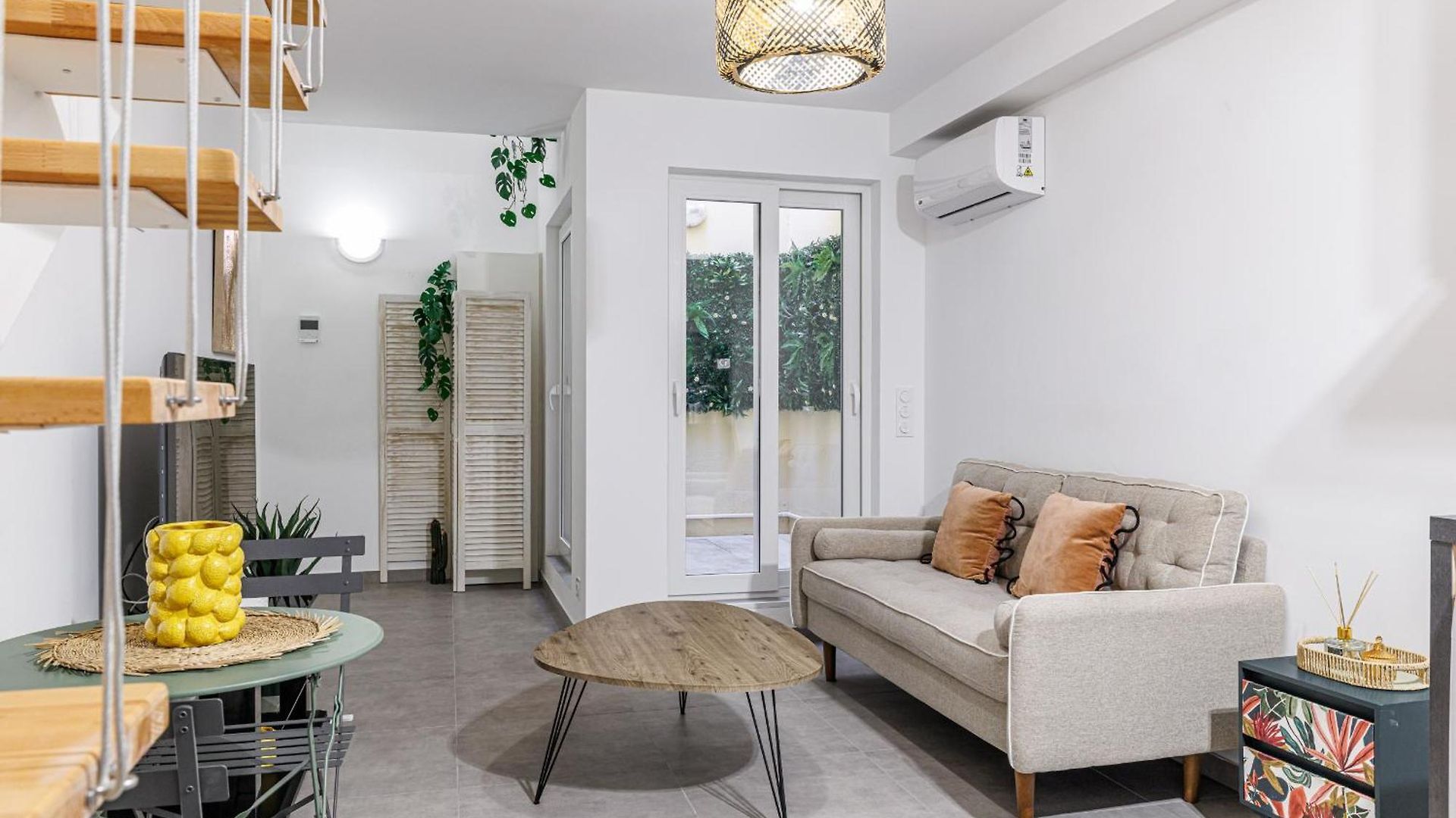 1 Bdr Duplex Downtown - Ac Appartement *