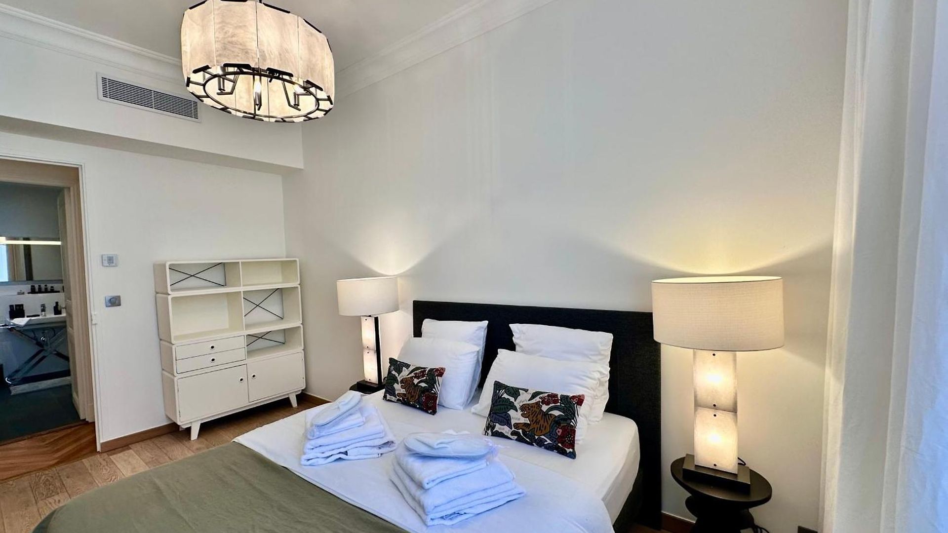 Quai Promenade View Sea View Balcony 3 Bedrooms Air Conditioning