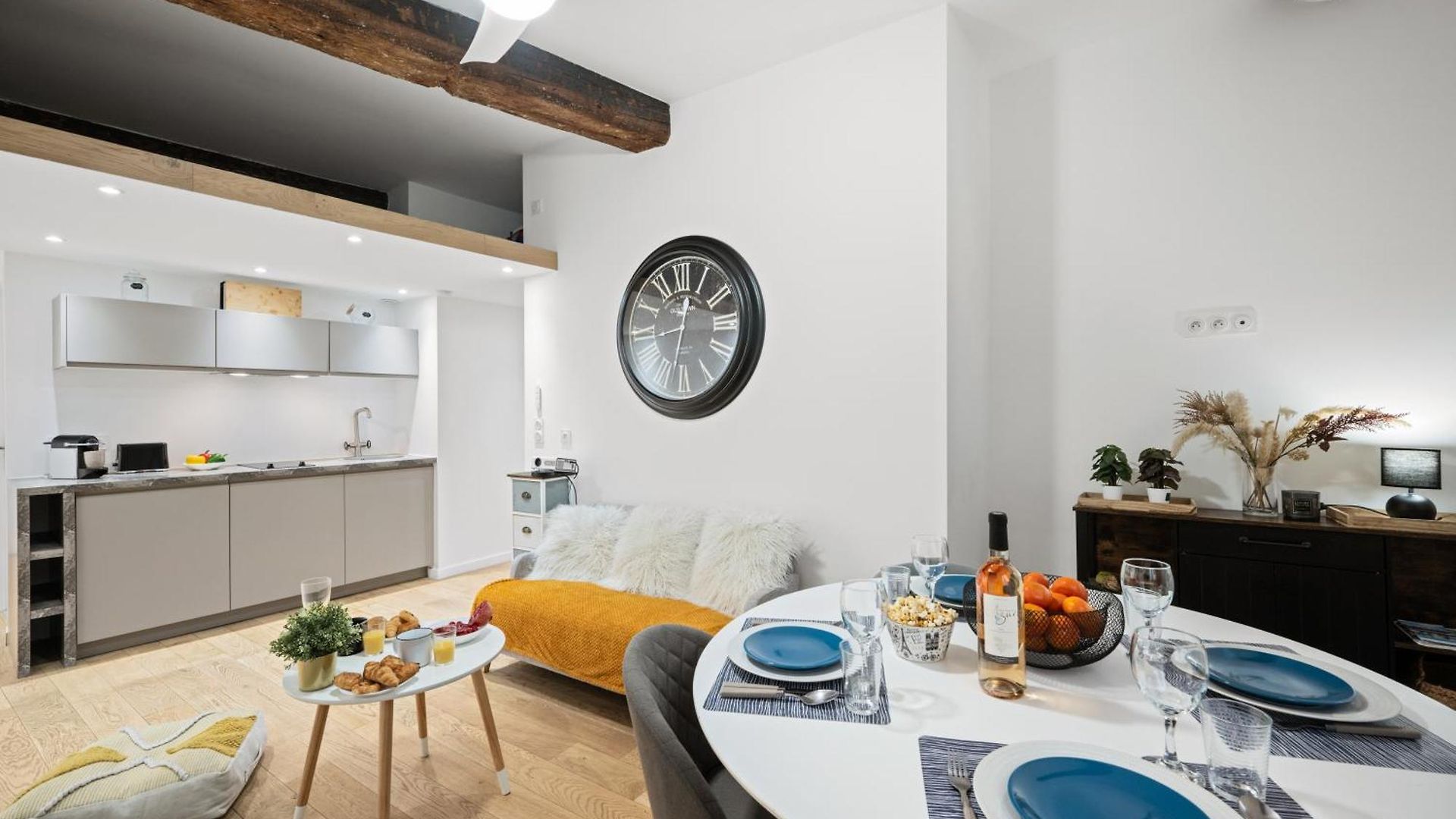 Appartement Le Castelosa - Au Coeur Du Vieux-nice Nice