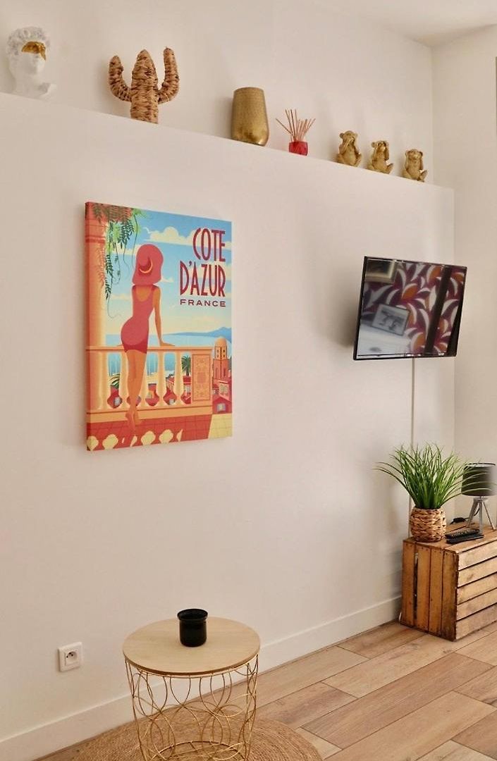 With Big Terrace Full Center With Air Conditioning Appartement Nice