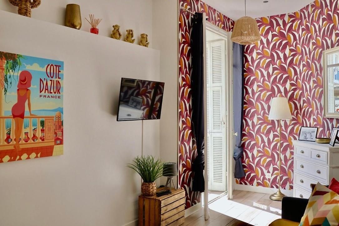 With Big Terrace Full Center With Air Conditioning *