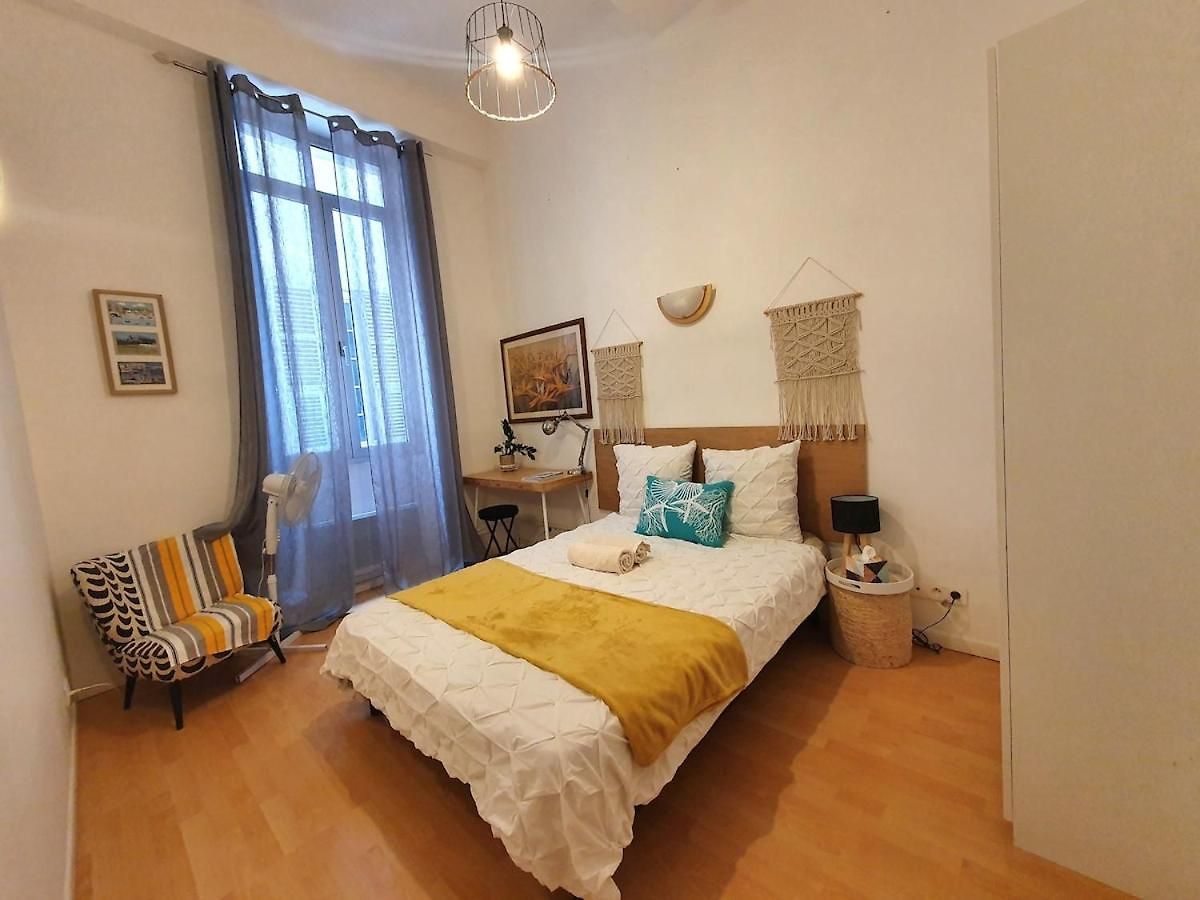 3 Gem In Old Town Apartment