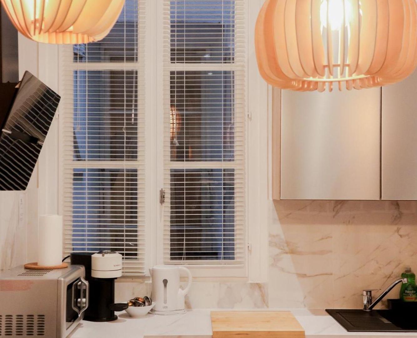 Old Town Place Rossetti Themed 2br Full Air Conditioning *