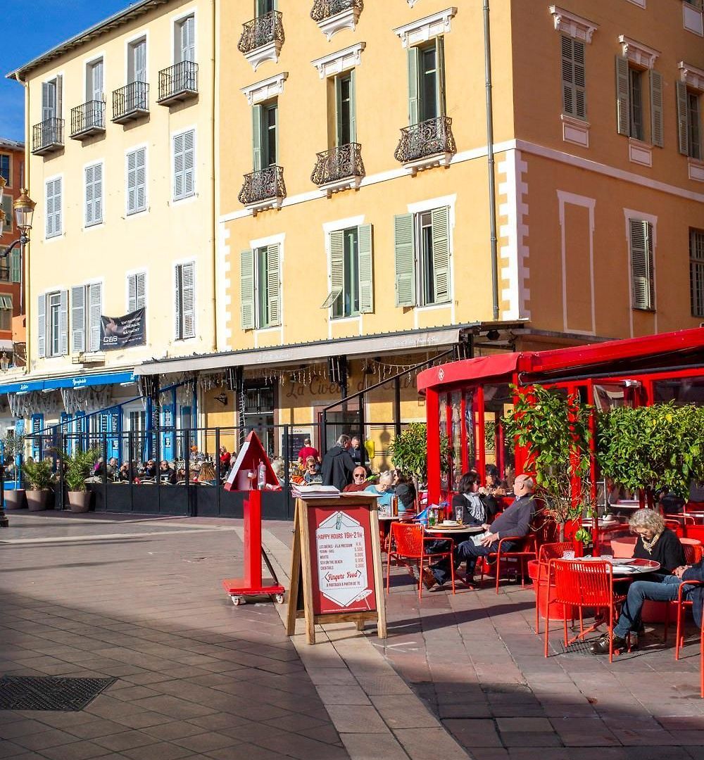 Apartment Proche Du Cours Saleya Et De La Plage, Dans Le Vieux Nice, Spacieux Et Climatise *