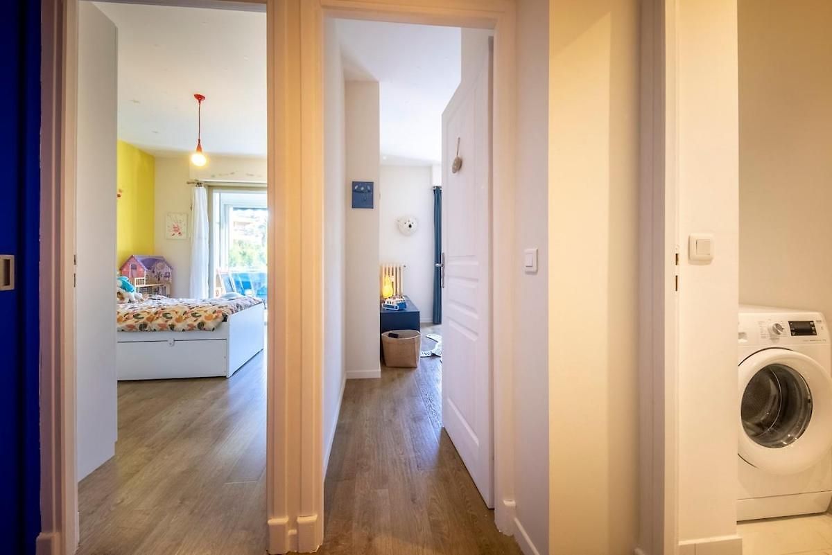 Appartement Spacious And Pleasant 3 Bedroom Flat