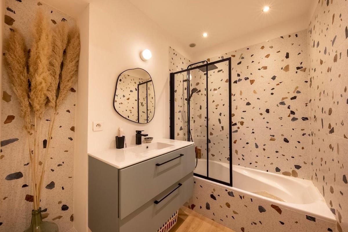 Appartement Spacious And Pleasant 3 Bedroom Flat